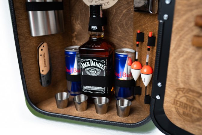 Dieselkanister-Bar für Angler "power of silence" - the jerrycan bar – Bild 2