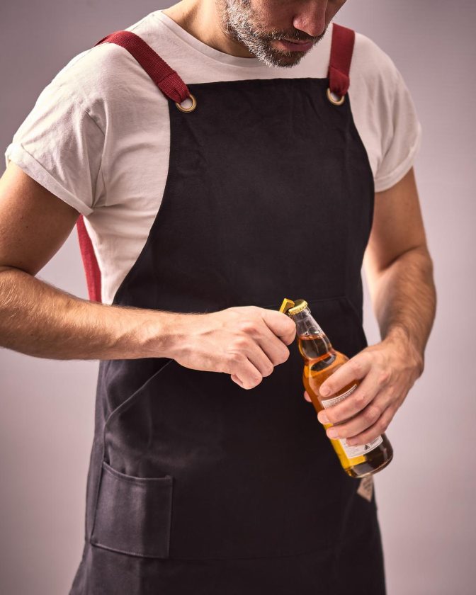 BBQ Grillschürze mit Flaschenöffner Gentlemen´s Hardware