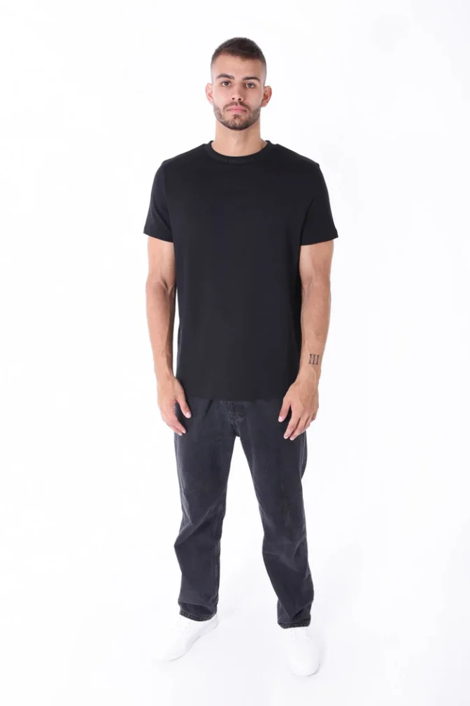 Unterragendes Shört T-Shirt Kleinigkeit – Bild 4