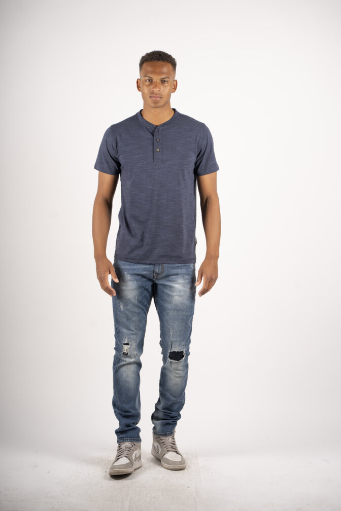 T-Shirt mit Knopfleiste by Marcus – Bild 2