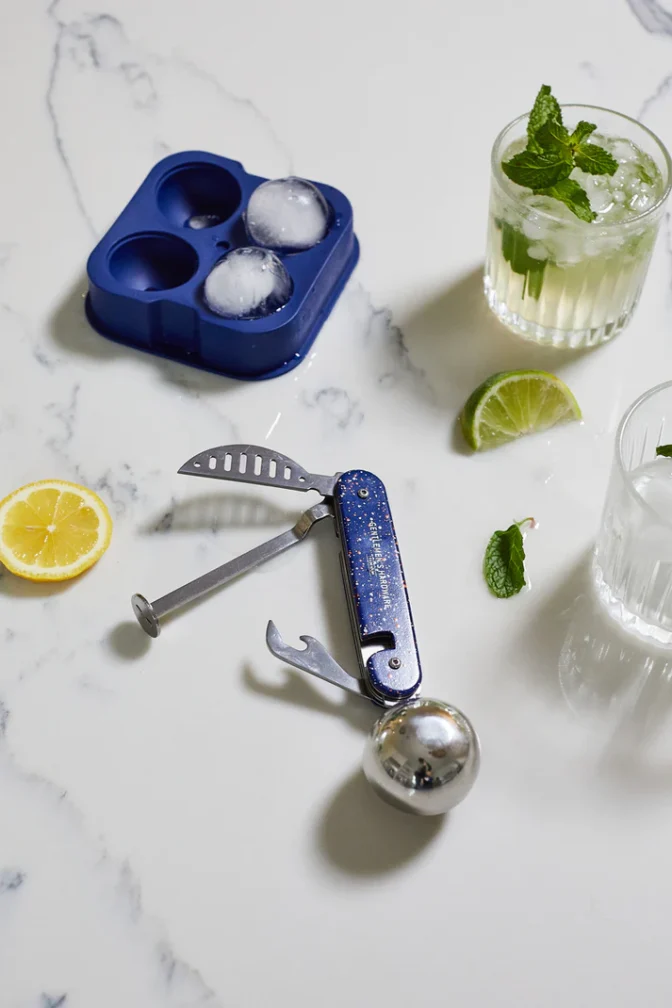 Ice Cube Tray Gentlemen´s Hardware
