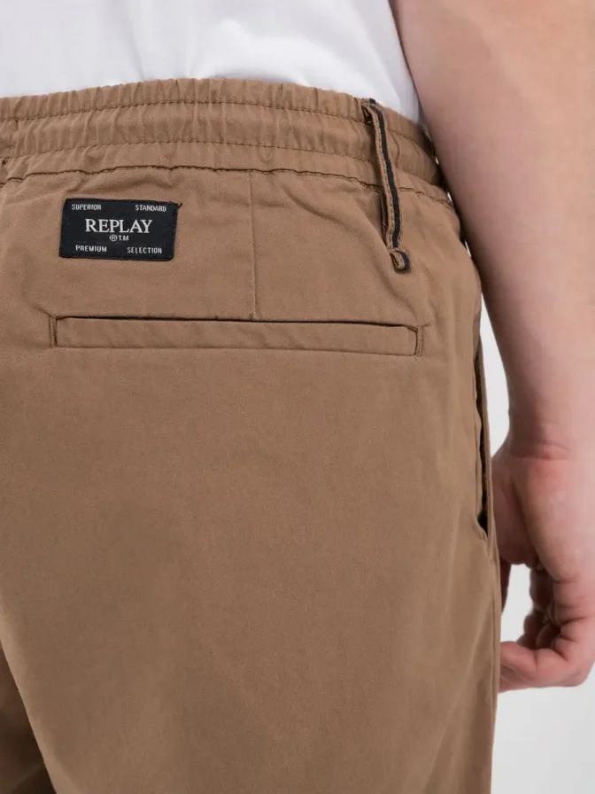 Chinohose aus Stretch-Baumwolltwill Replay – Bild 6