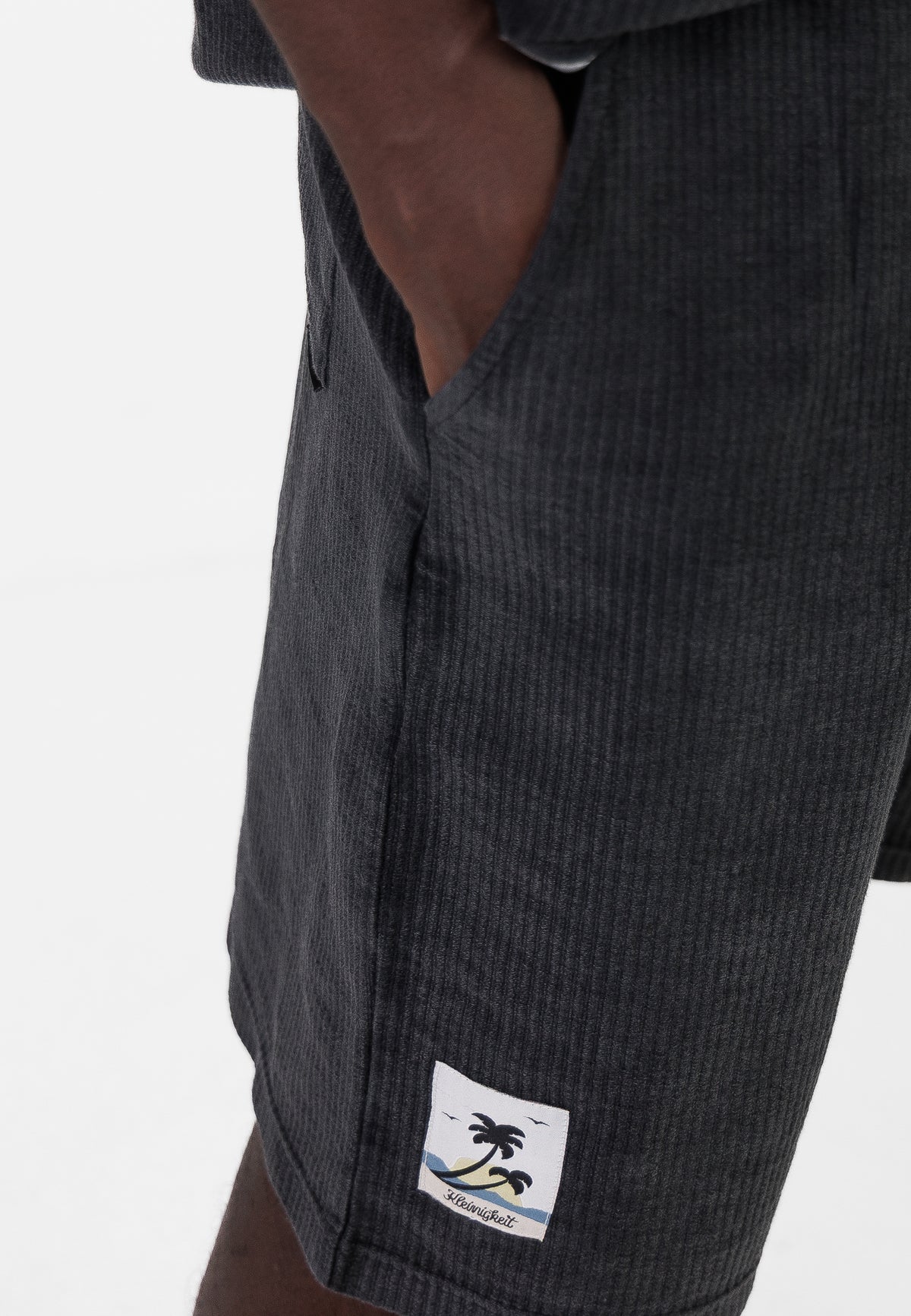 Stilles Cördchen Shorts Kleinigkeit – Bild 3