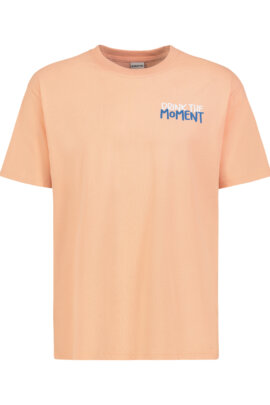 T-Shirt Authentic Style