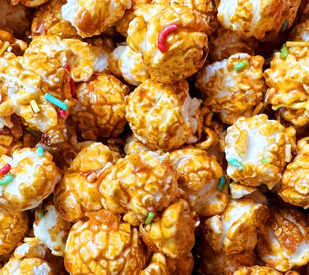 Birthday Cake Confetti Popcorn – Bild 2